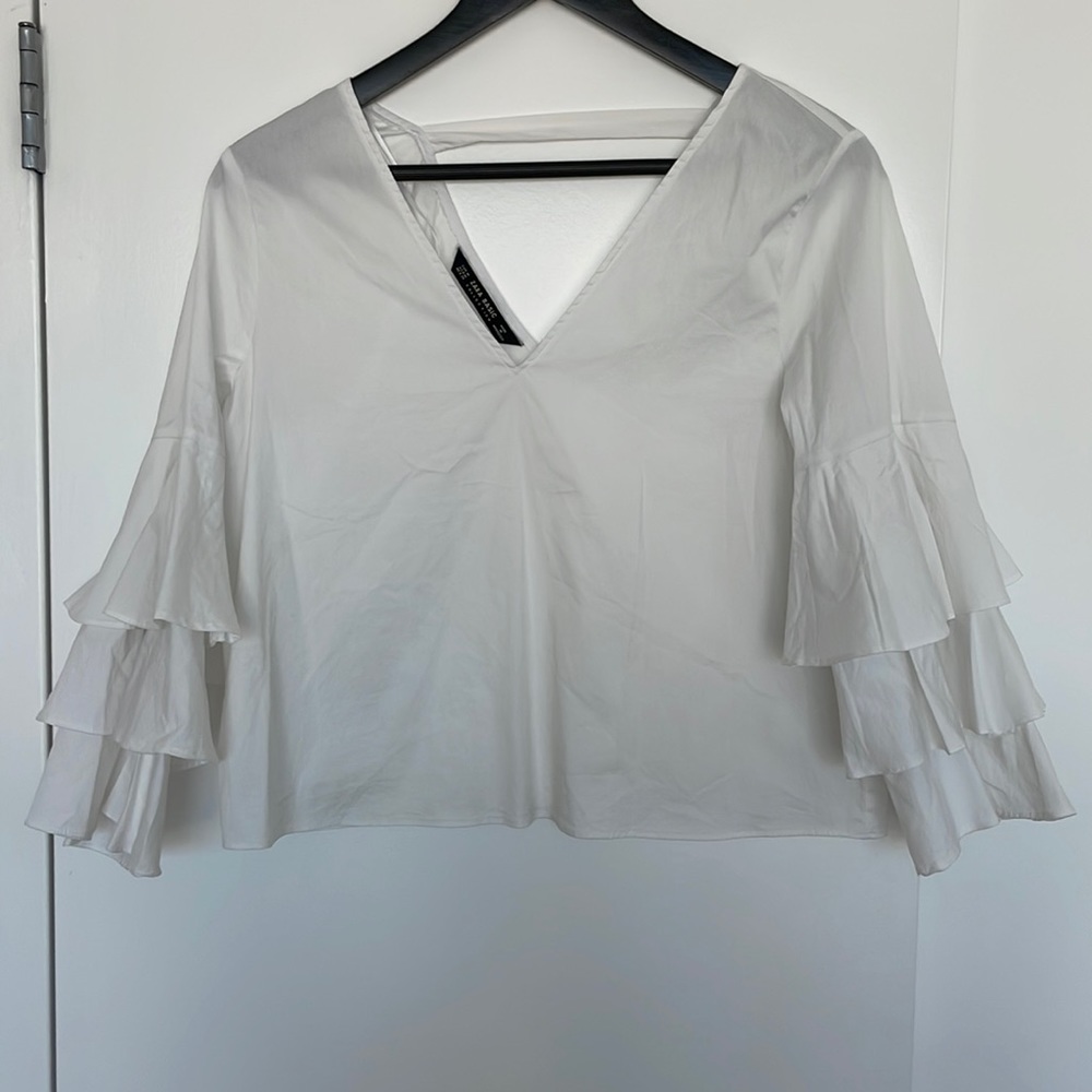 NWOT Zara Ruffle Sleeve Top
